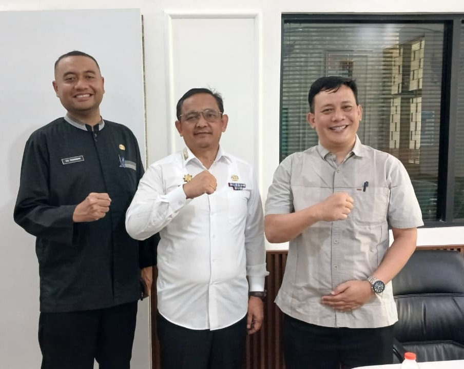 Kunjungan Dinas Pendidikan ke PKBM Hidayah